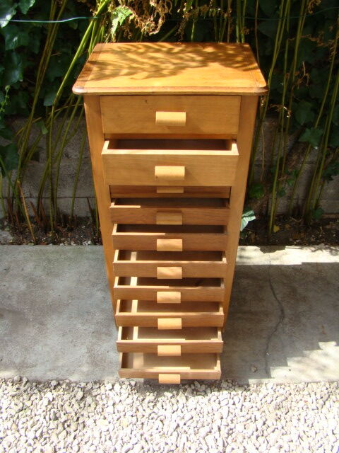 Multi-drawer antique oak craft furniture