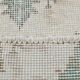 Tapis persan ancien ivoire et vert à motifs géométriques, 198x296