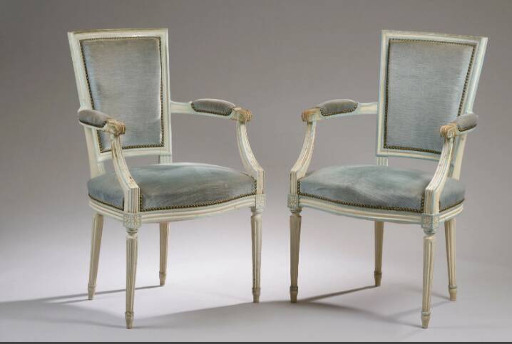 Set of 4 chairs and 2 armchairs louis xvi style in cream patinated wood