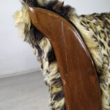 Pair of leopard bridge heaters