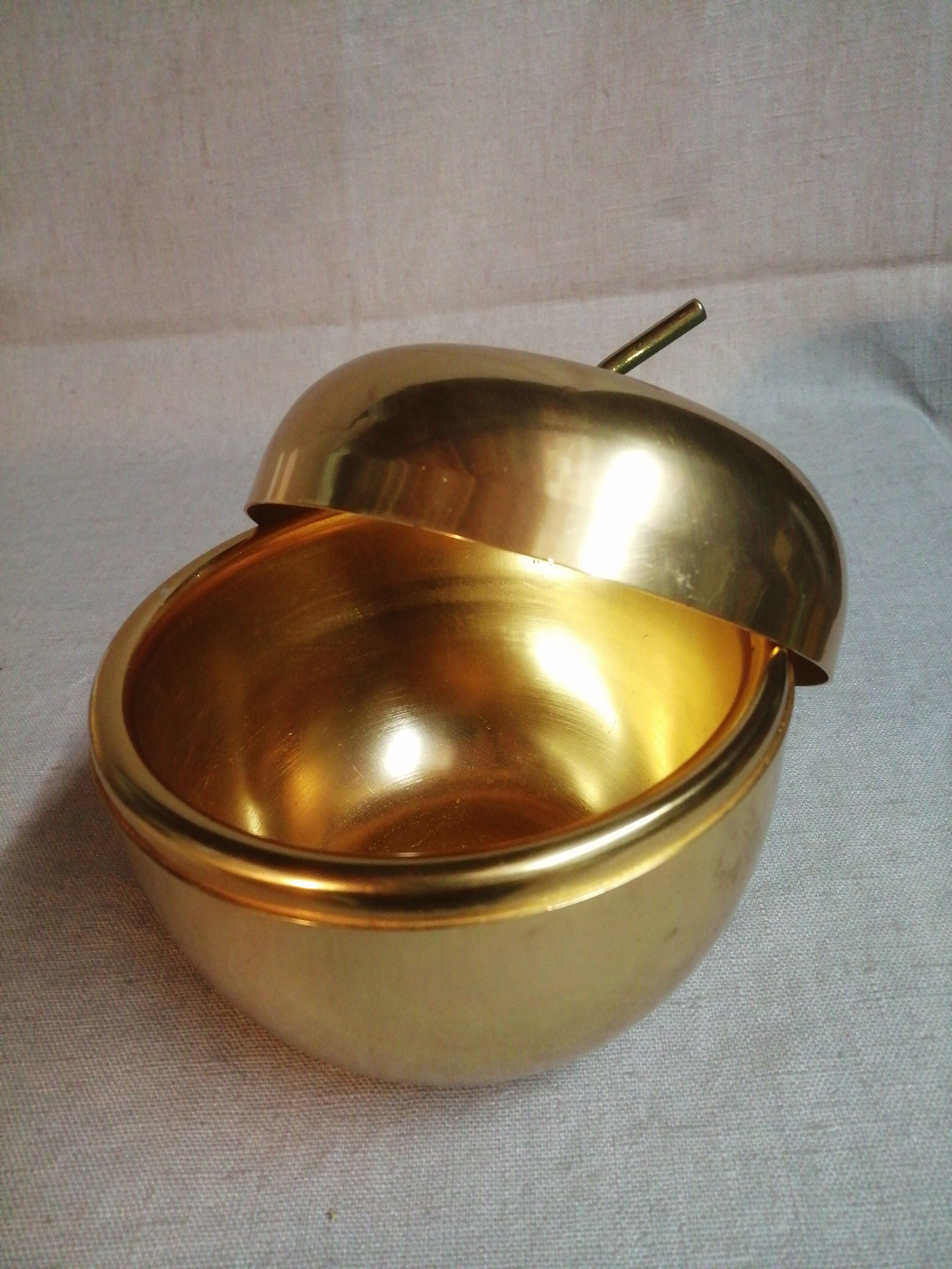 Vintage apple brass box 1960 1970