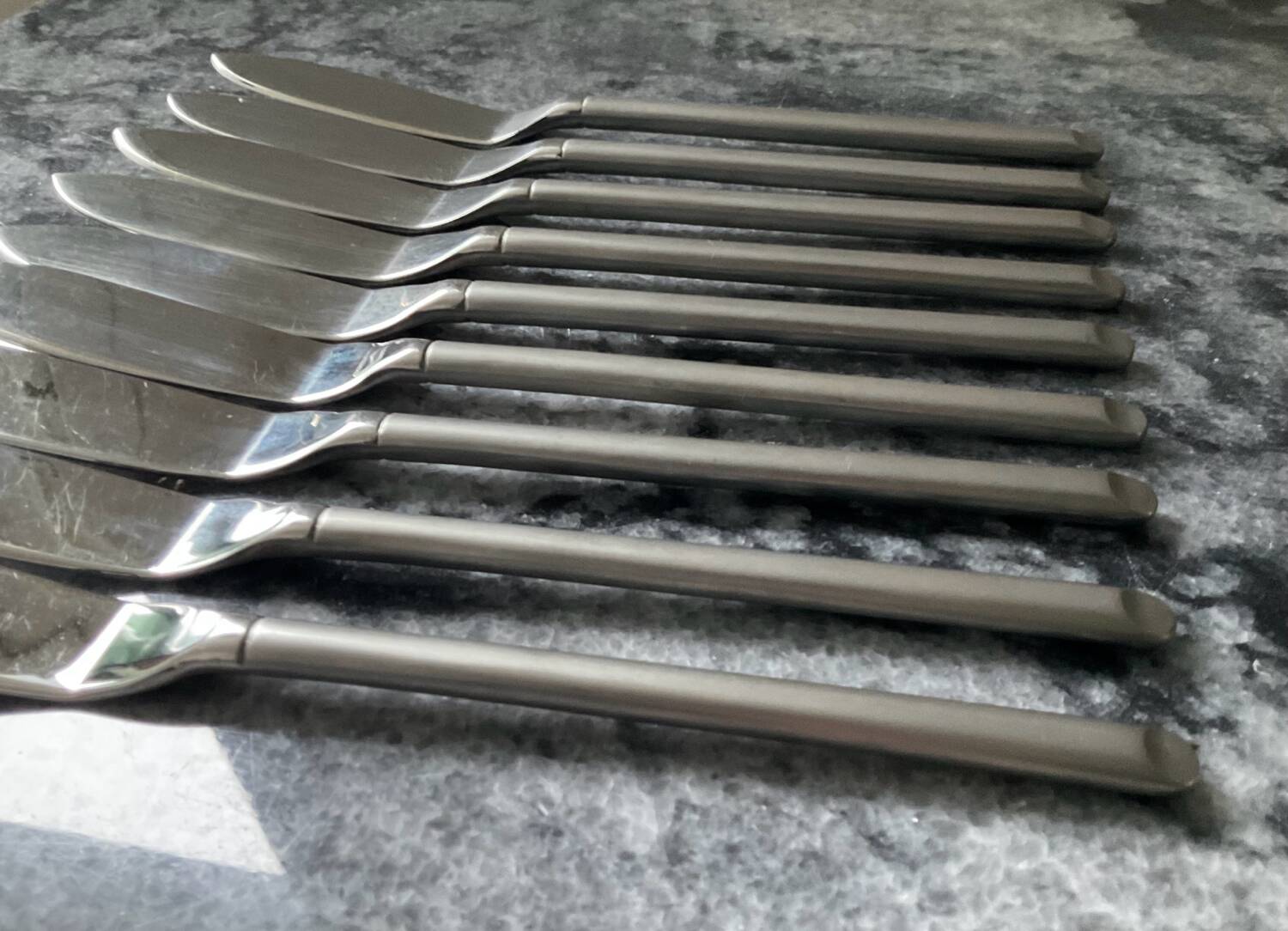 Series 9 fish knives "Futura" in 18/10 stainless steel