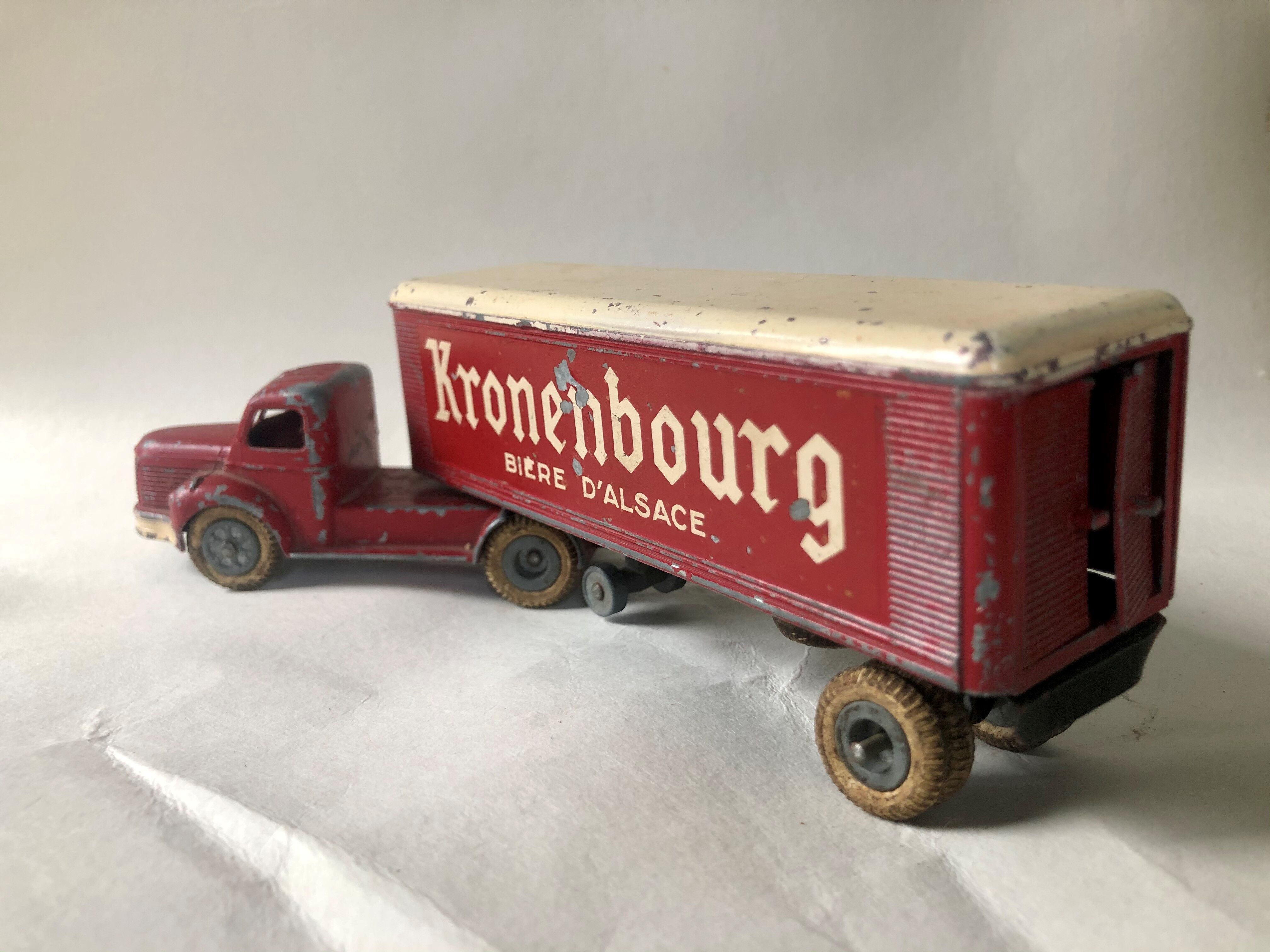 JRD Truck - Berliet semi-trailer Kronenbourg
