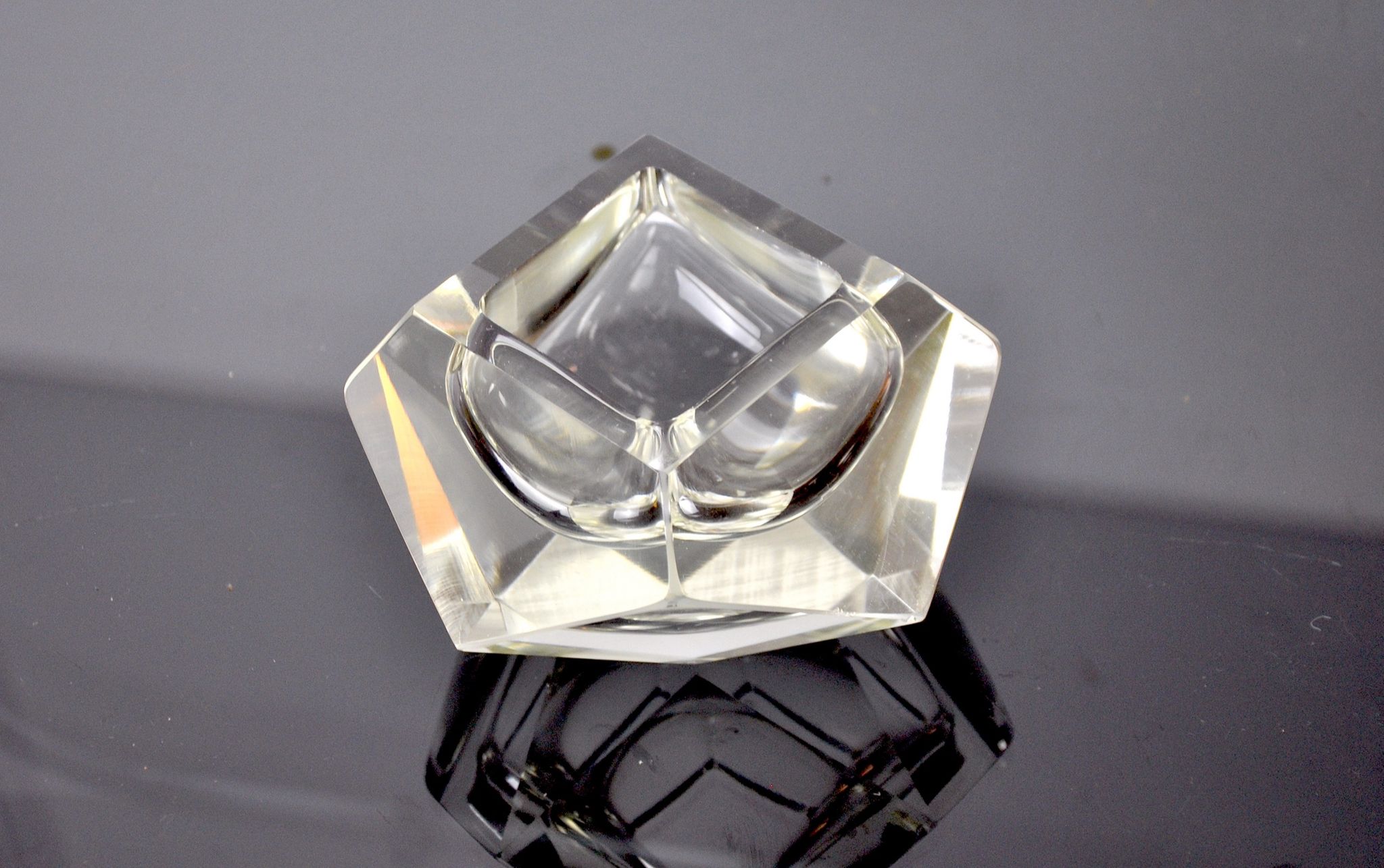 Ashtray by flavio Poli for seguso, sommerso glass, Murano, Italy, 1960