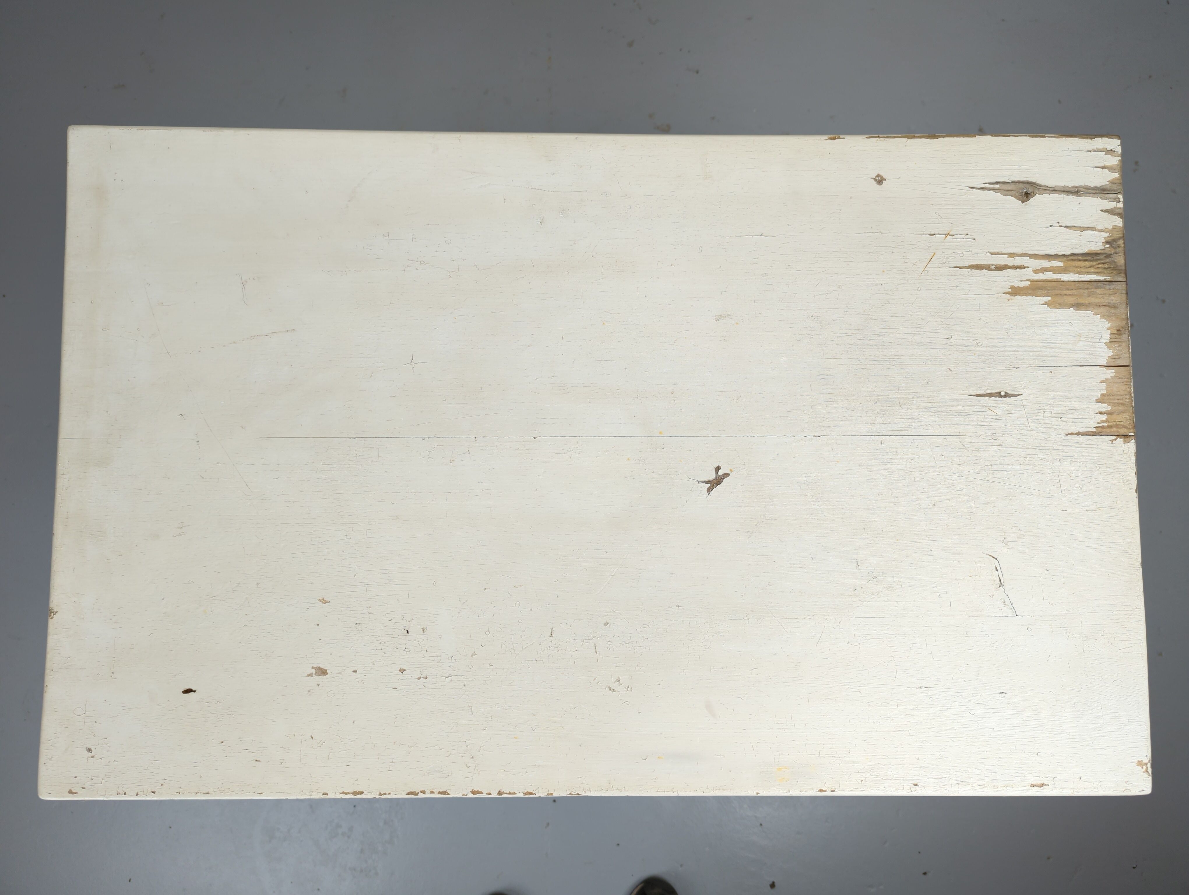 White old farmhouse table