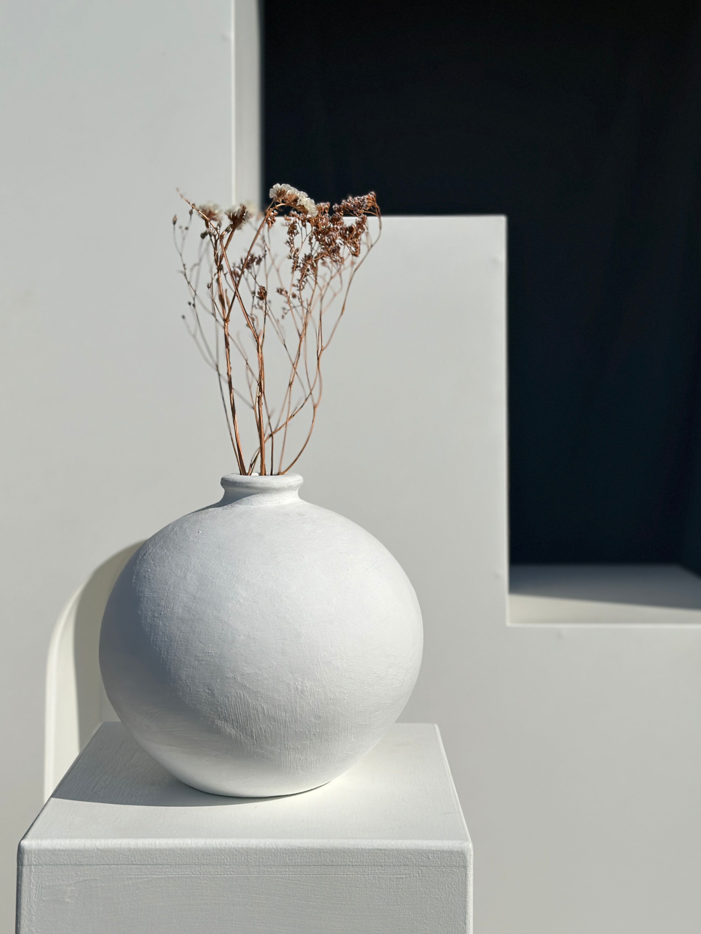 Handcrafted terracotta ball vase painted white H:24 D:26