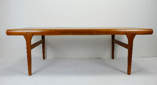 Mid century coffee table Johannes Andersen, Silkeborg