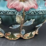 Antique, jardinière en barbotine, Art Nouveau, faïencerie DE BRUYN, signé