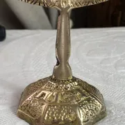 Chandelier, menorah à  neuf branches en laiton massif 