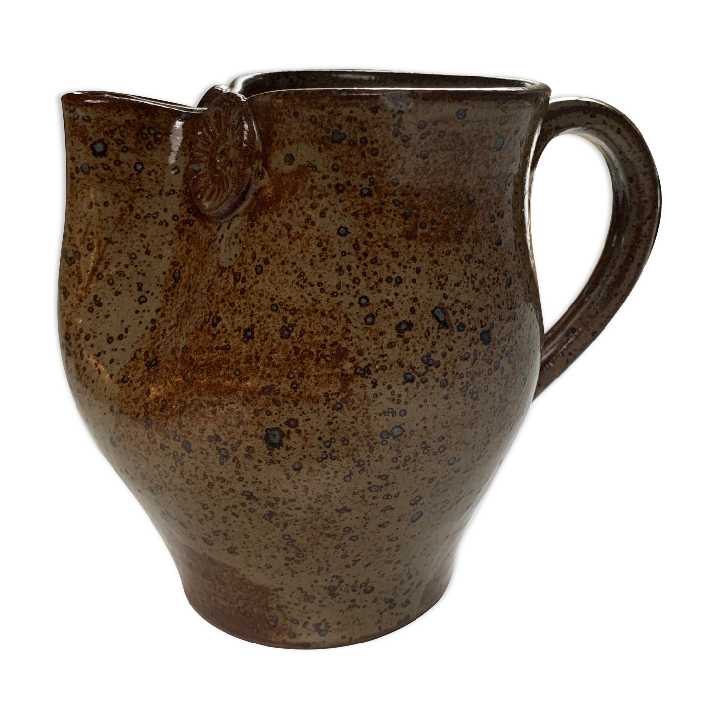 Anthropomorphic pitcher representing an owl