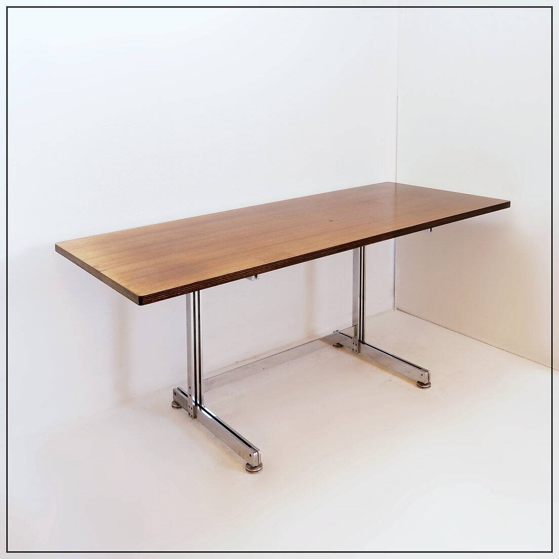 Jules Wabbes, “Cintree” desk, circa 1960
