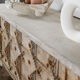 Console en bois sculpté