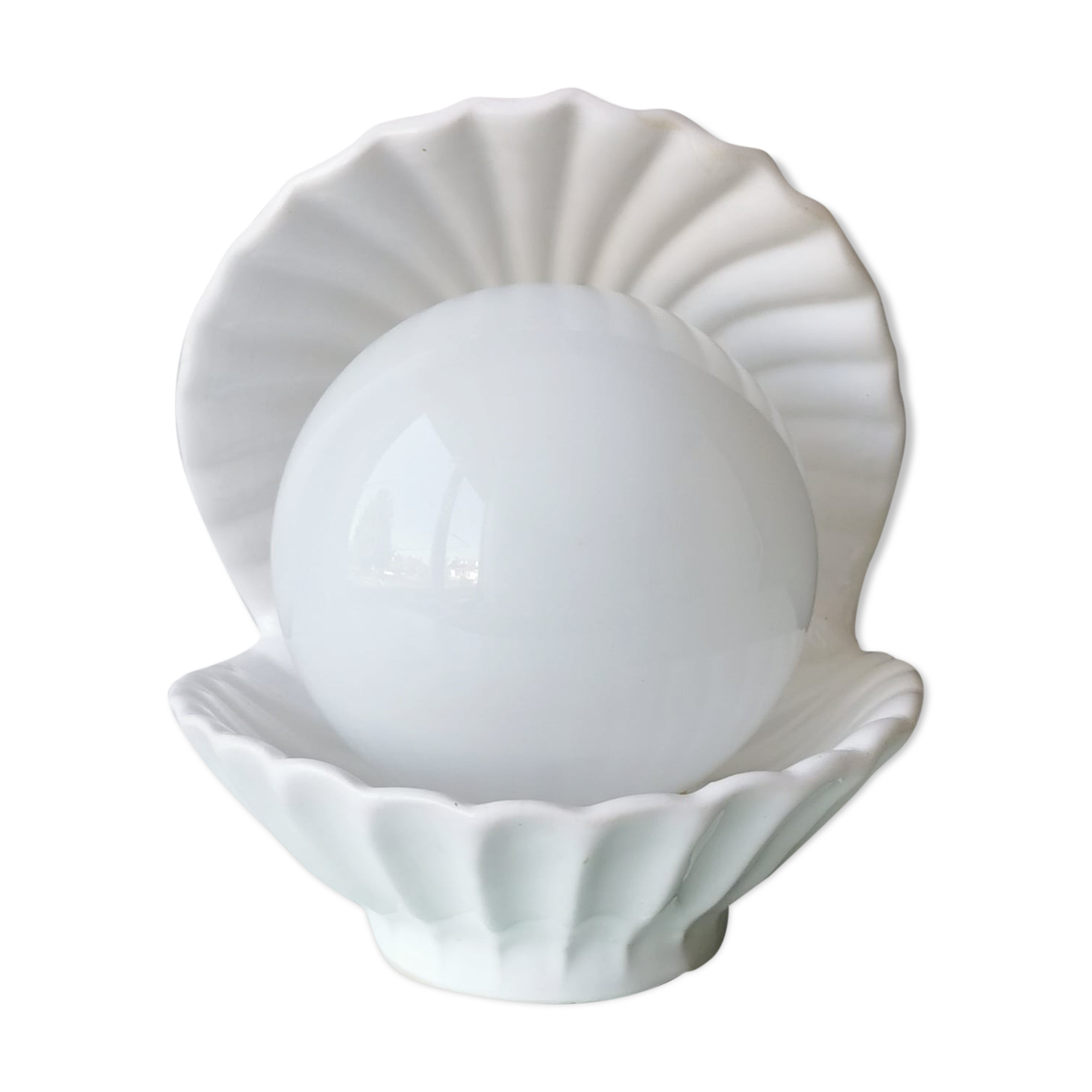 Vintage ceramic table lamp oyster with pearl, from the '80s