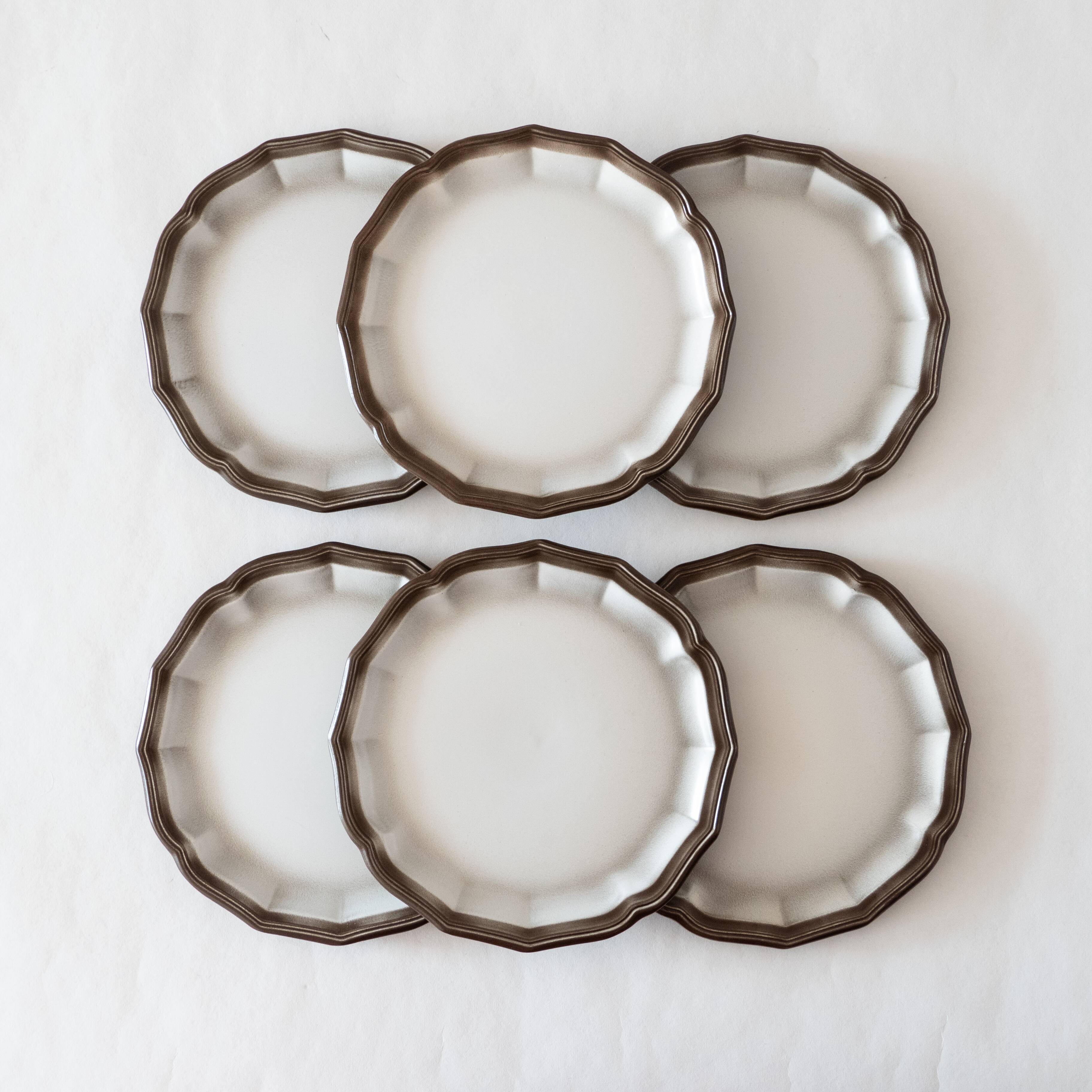6 assiettes vintage en grès signées Salins les Bains collection "Turenne"