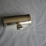 Picks up christofle crumbs