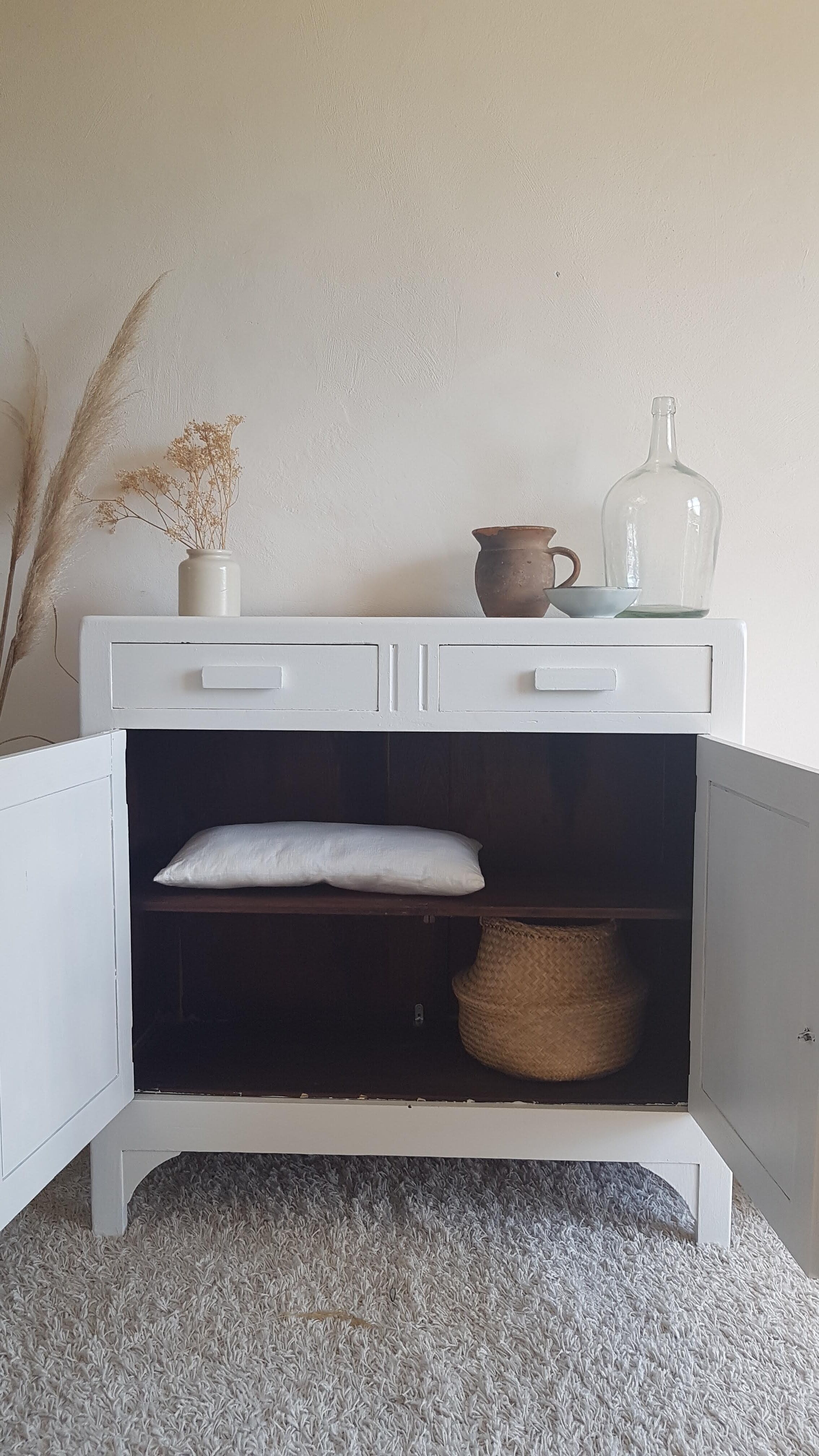 Old white parisian buffet