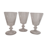 Together three glasses bistro 70s.