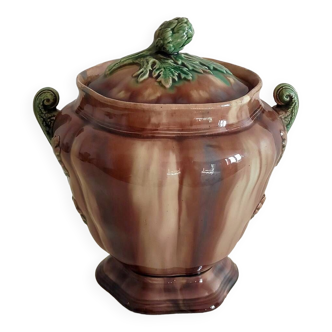 Rubelles earthenware pot