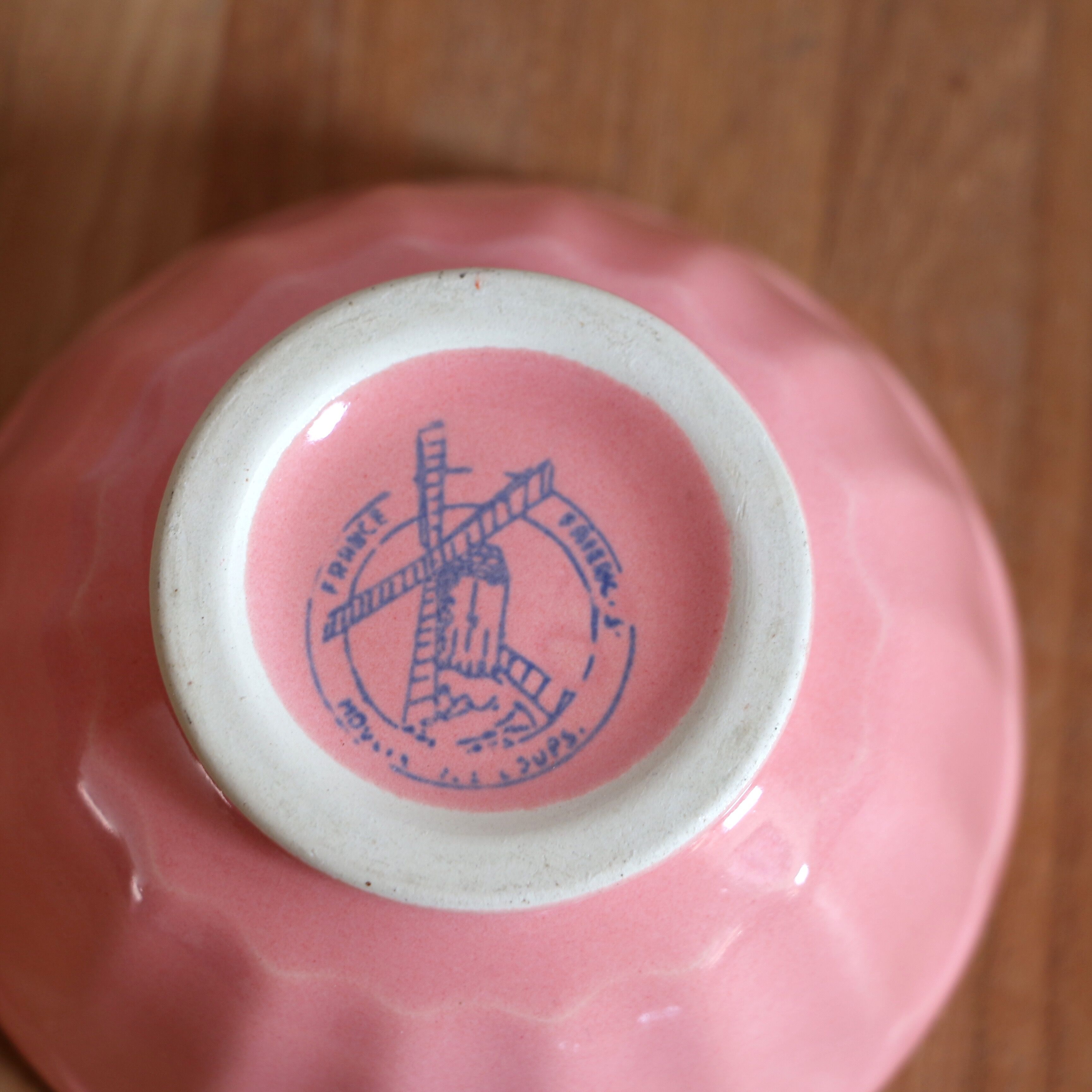 Colorful faceted bowls