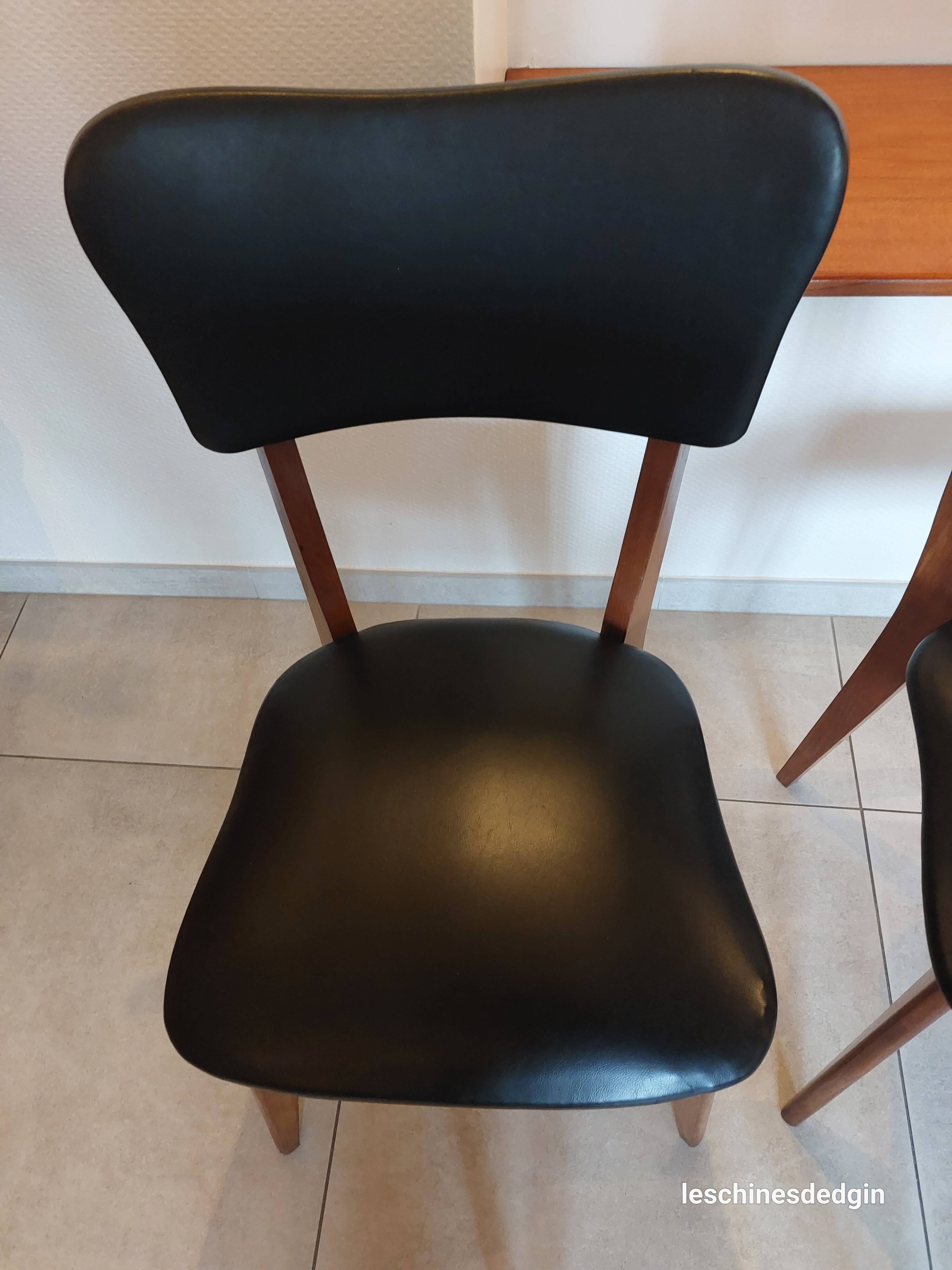 5 chairs in wood and black faux leather, Scandinavian style