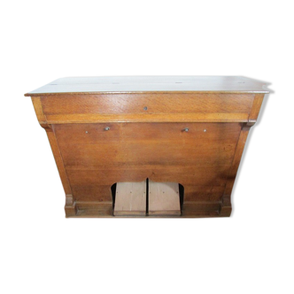 Vintage oak harmonium