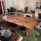 Table en acacia massif