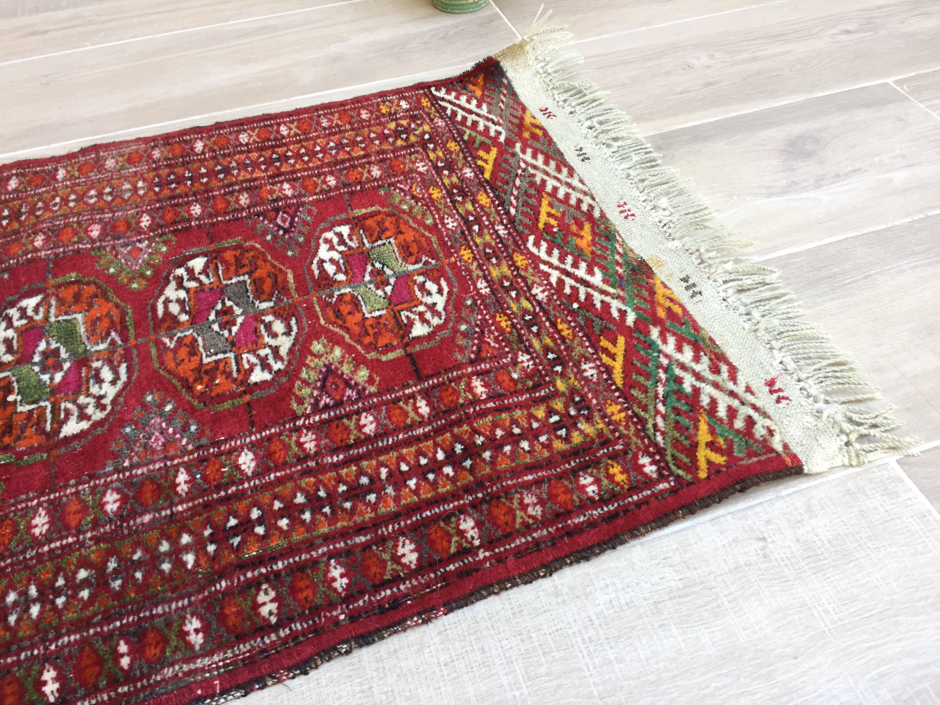 Vintage pure wool rug – 118 x 57cm