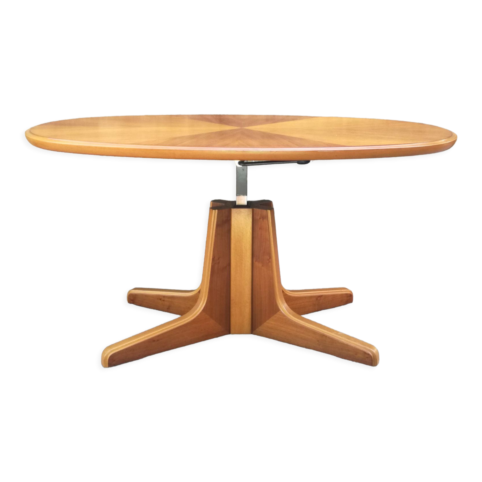 System oval table in walnut