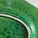 Plat néoclassique octogonal perles en terre vernissée vert XL