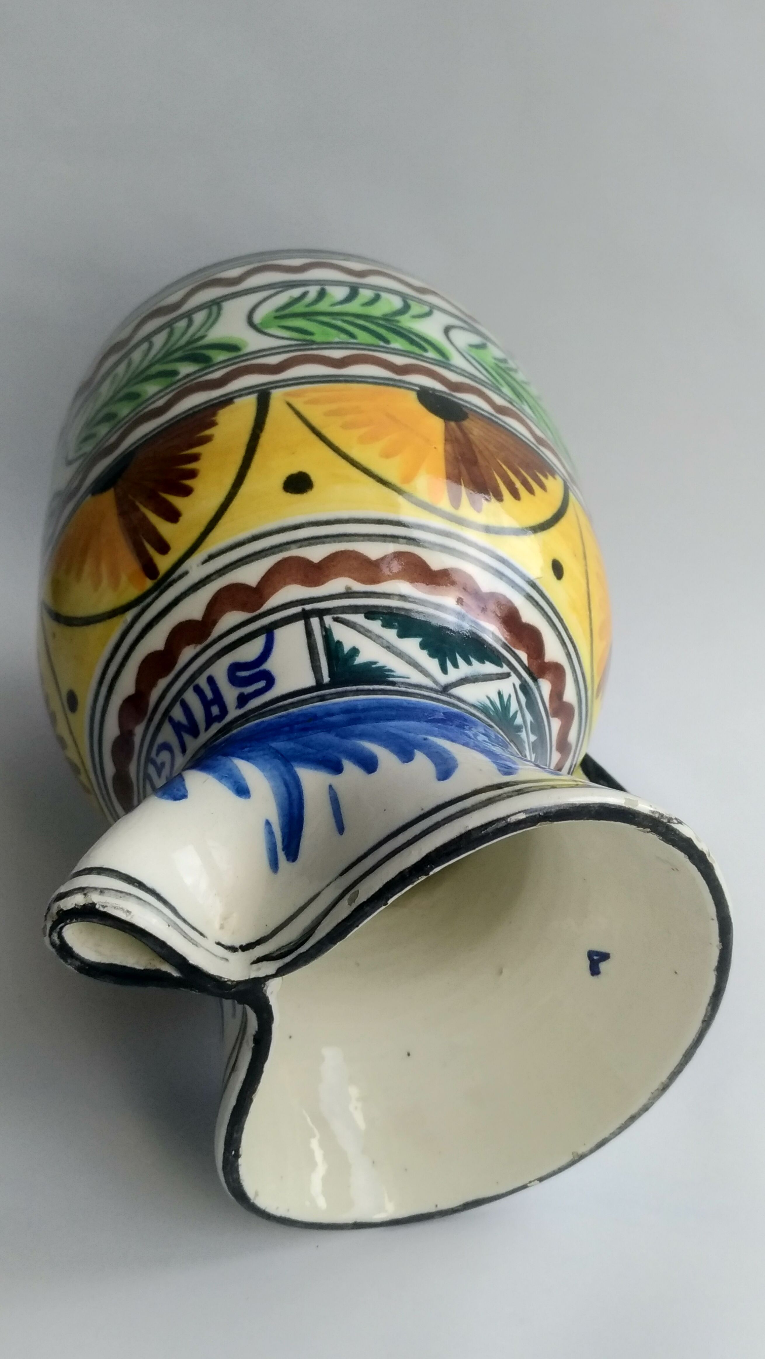 Colorful Sangria pitcher - Vintage