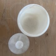 Small alabaster pot with its matching lid.