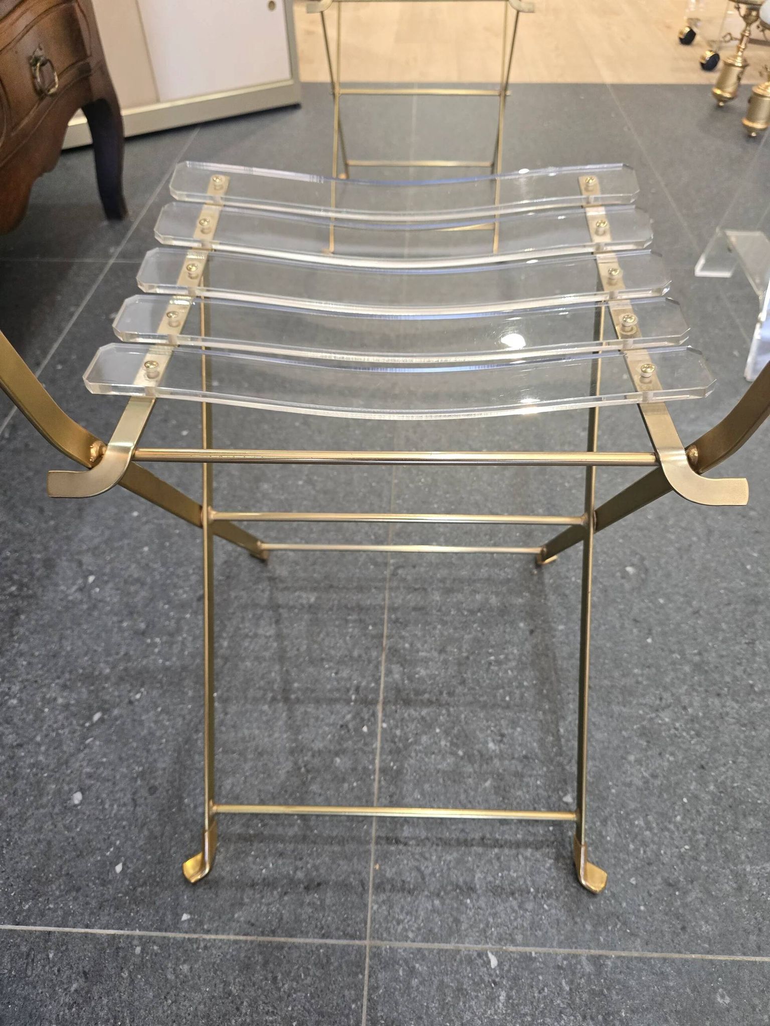 Marais International – Table and 2 chairs "The Invisibles by Marais"