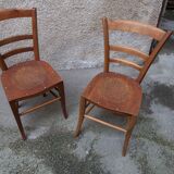 Pair of wooden chairs from the 1920s