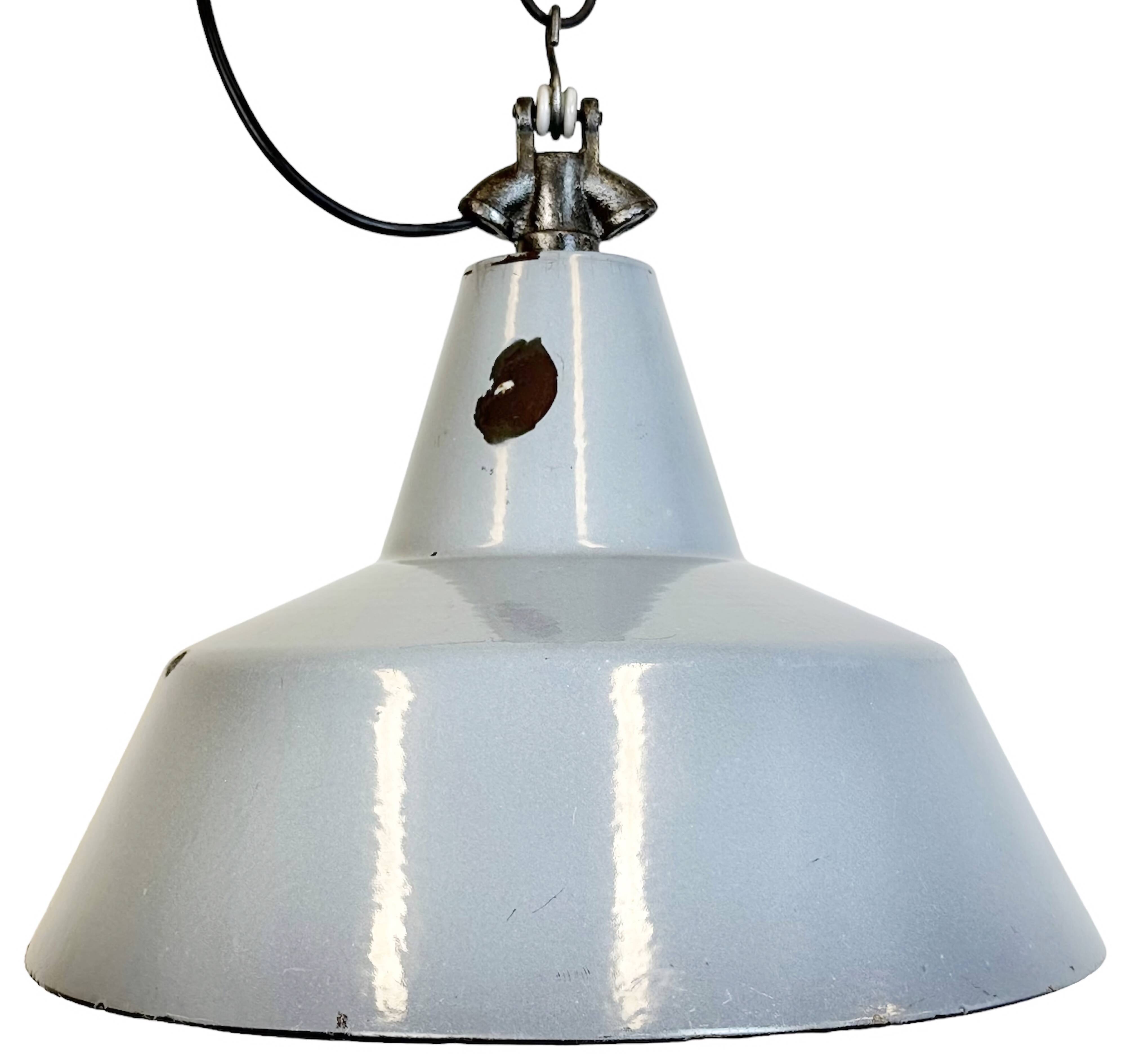 Industrial grey enamel factory pendant lamp, 1960s