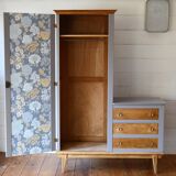Asymmetrical cabinet