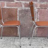2 “Pétal” chairs from Soudévinyl