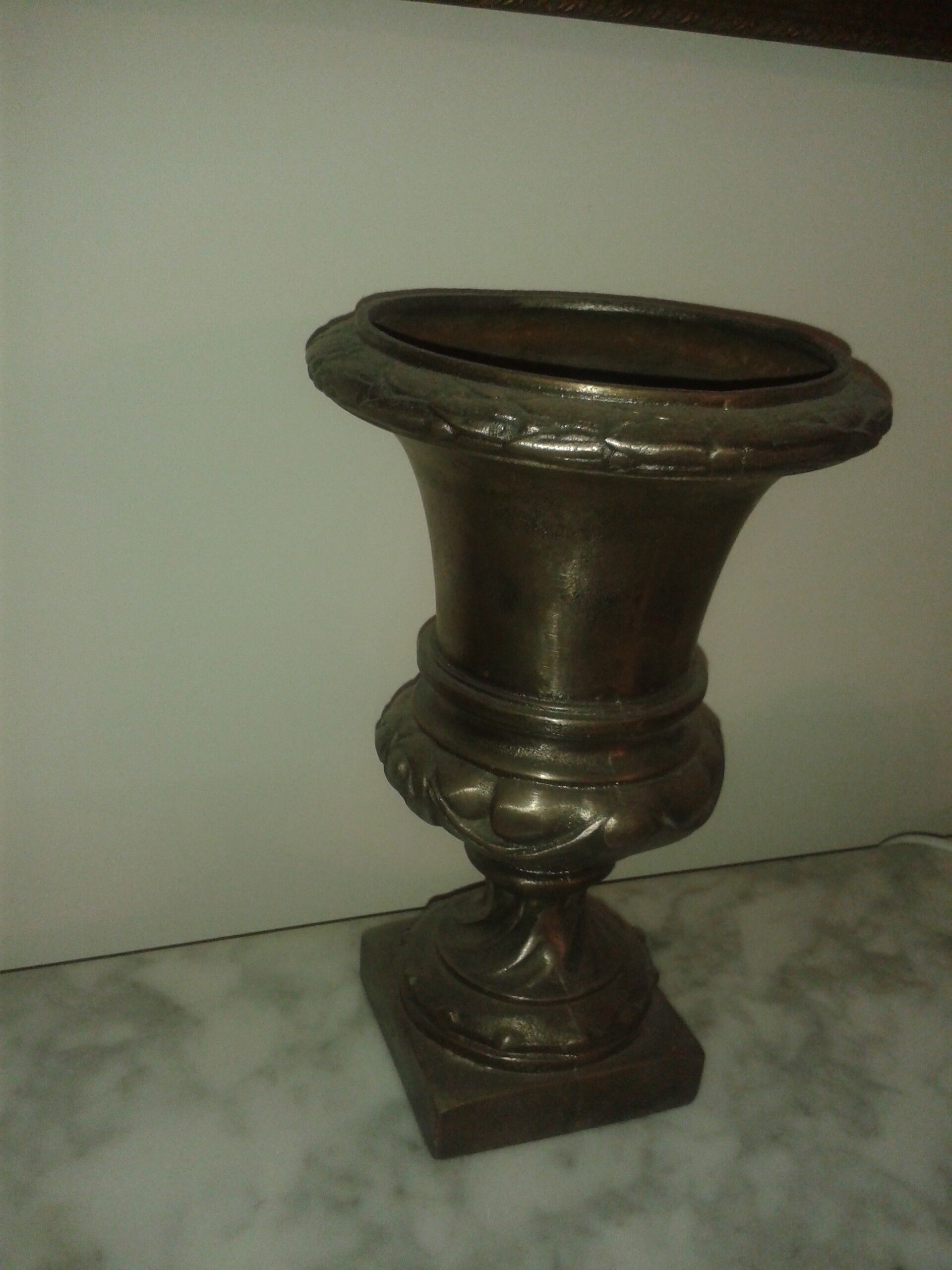 Cast iron Medici vase