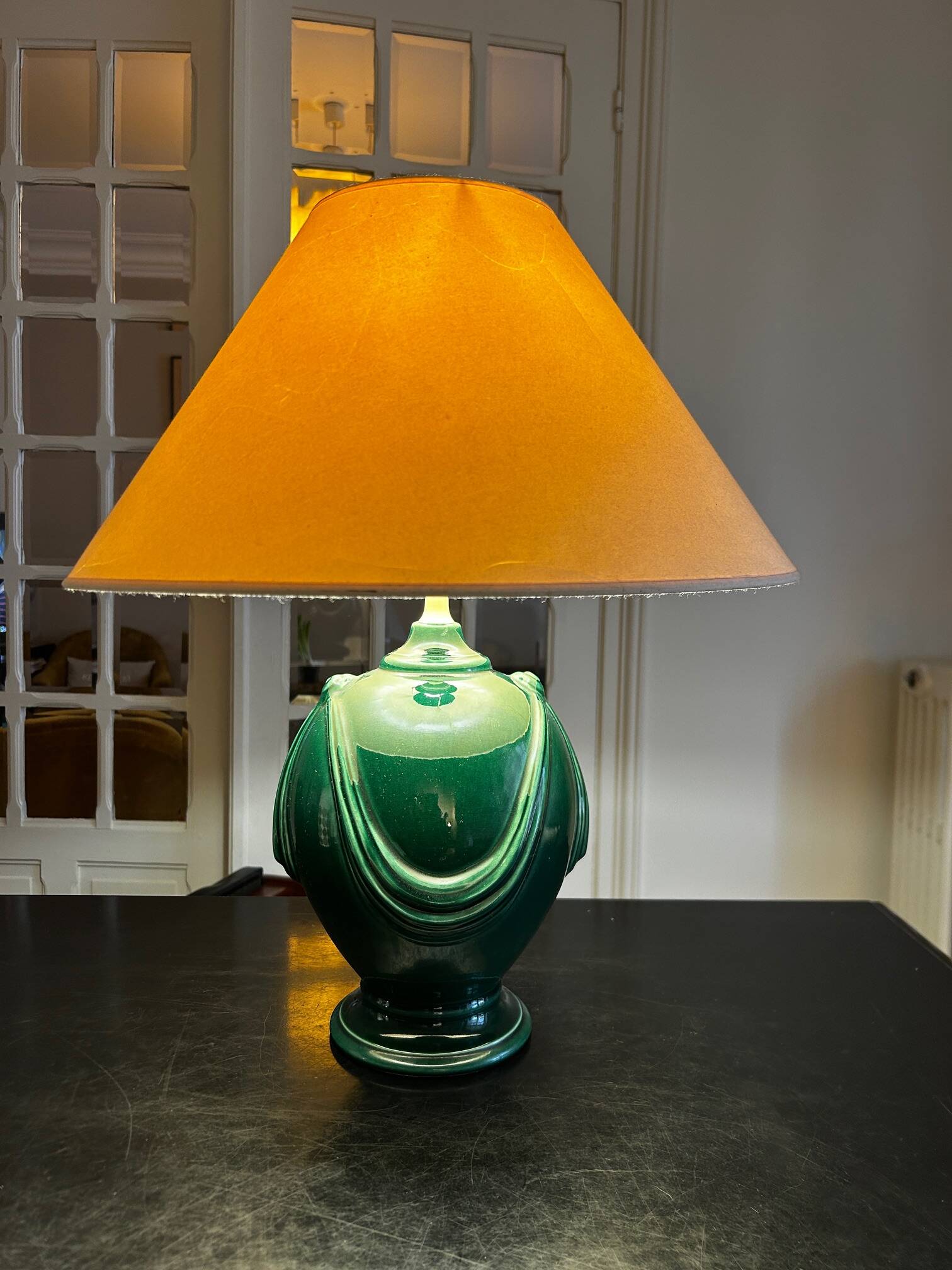 neo-classical ceramic lamp