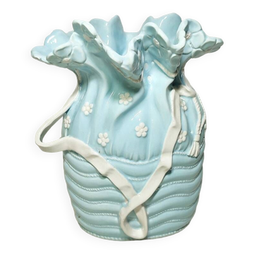 Jarrón azul de cerámica. España, 1980s.