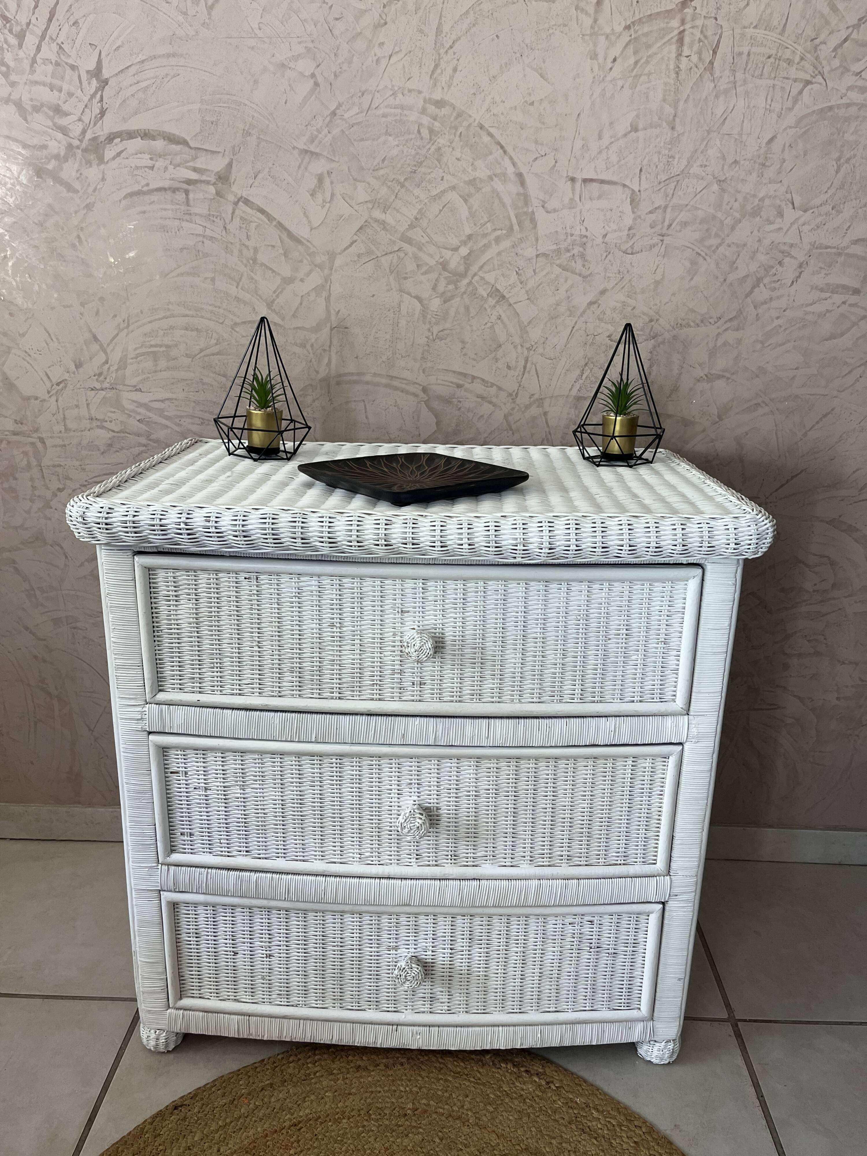 Rattan chest of drawers