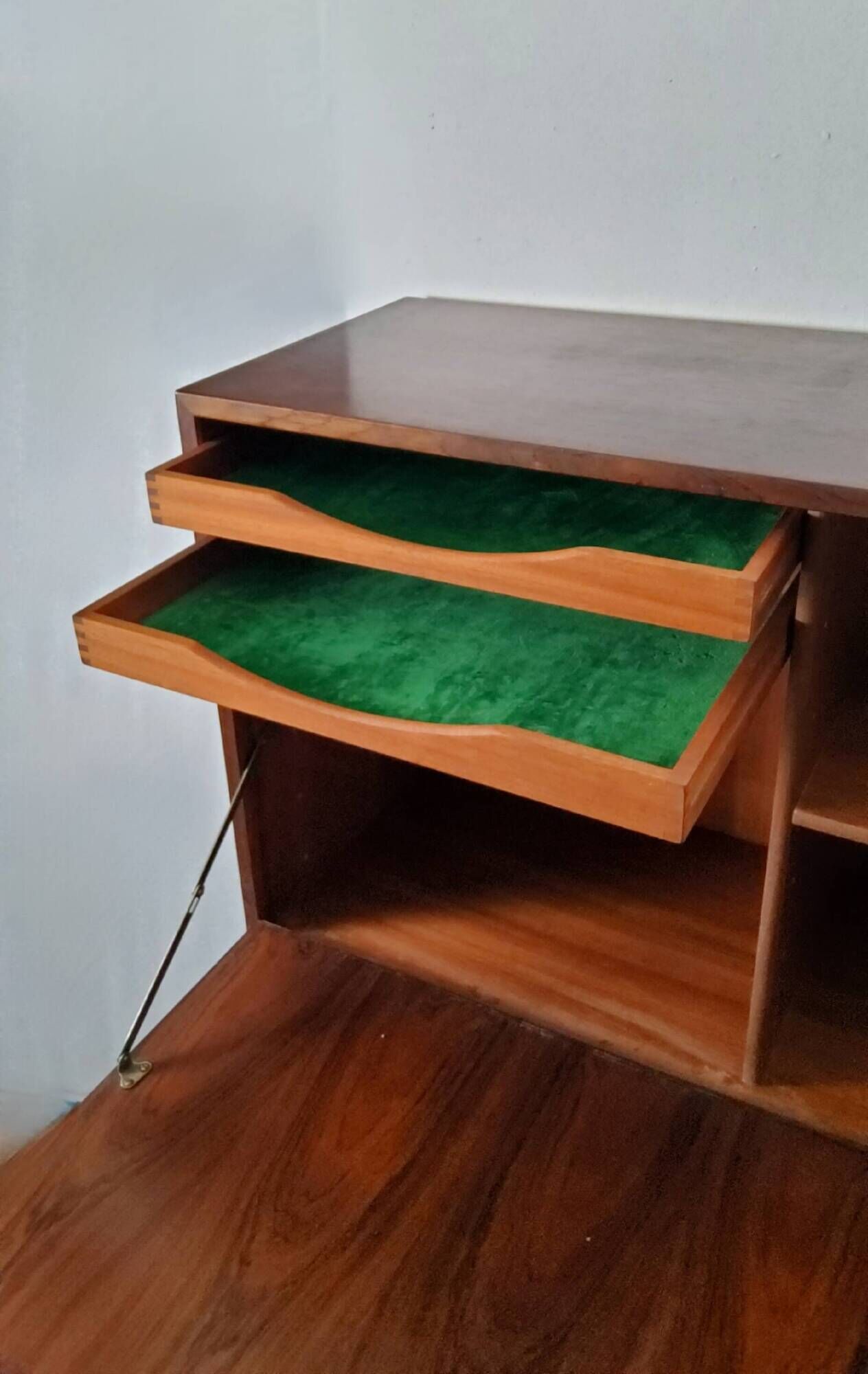 Etagere secrétaire mural scandinave en bois Design Kai Kristiansen