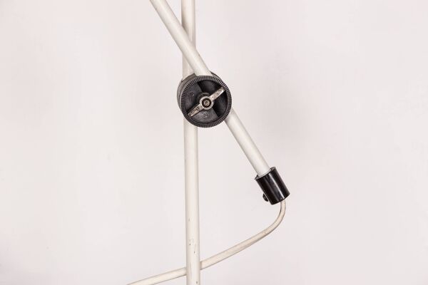 Lampe de bureau inclinable en métal blanc 1960.