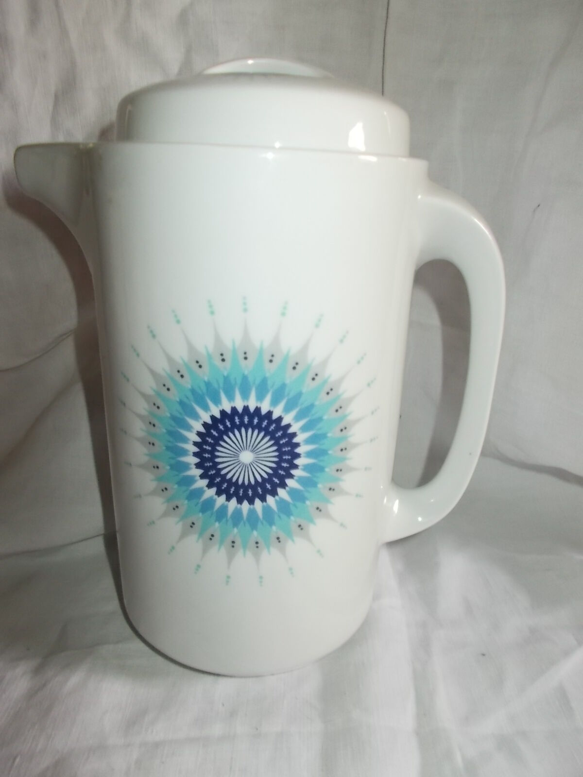 Berry's high porcelain coffee maker