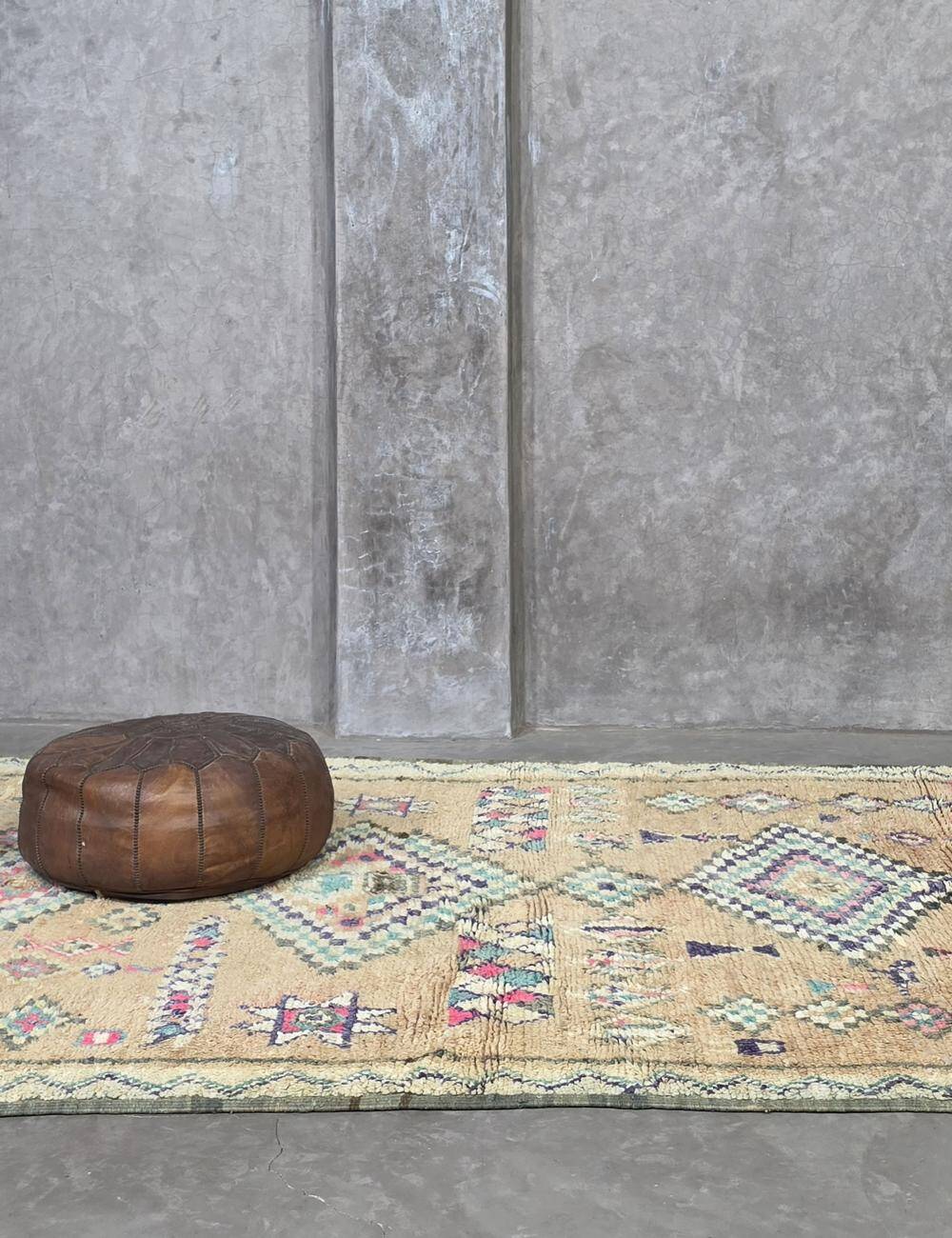 Vintage Berber Carpet Boujad - 320 x 184 cm