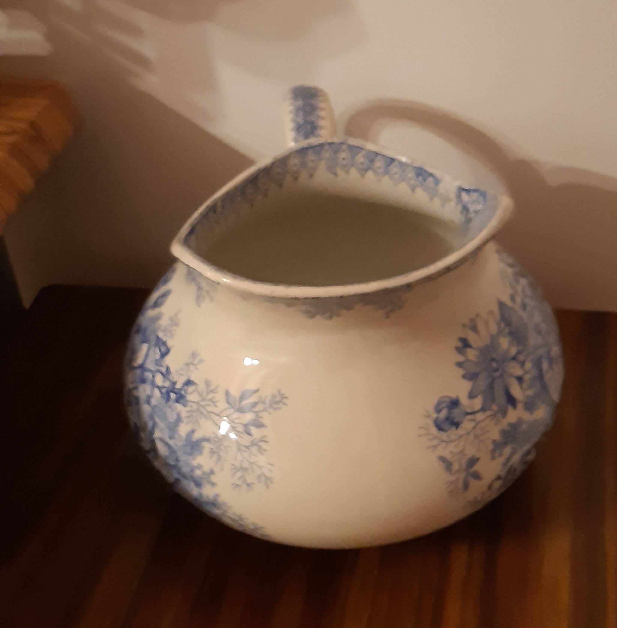 Hamage Nord planter pot