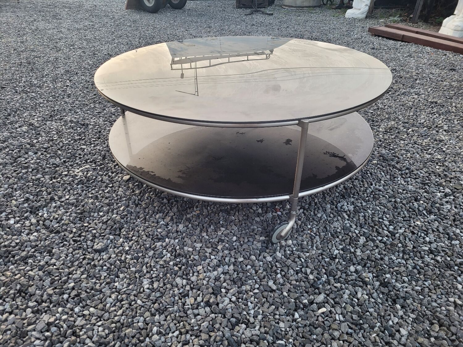 Round coffee table top in black glass