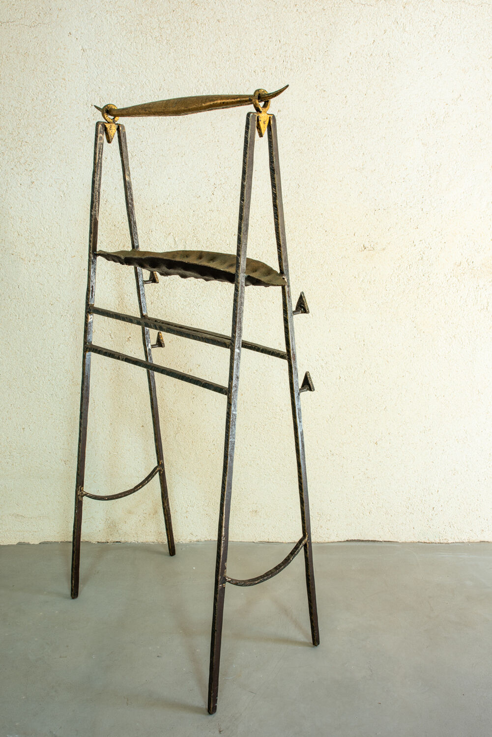 Jean Jacques Argueyrolles, clothes throwers and pockets in patinated welded iron