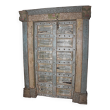 Porte indienne ancienne en vieux teck pièce et patine d'origine