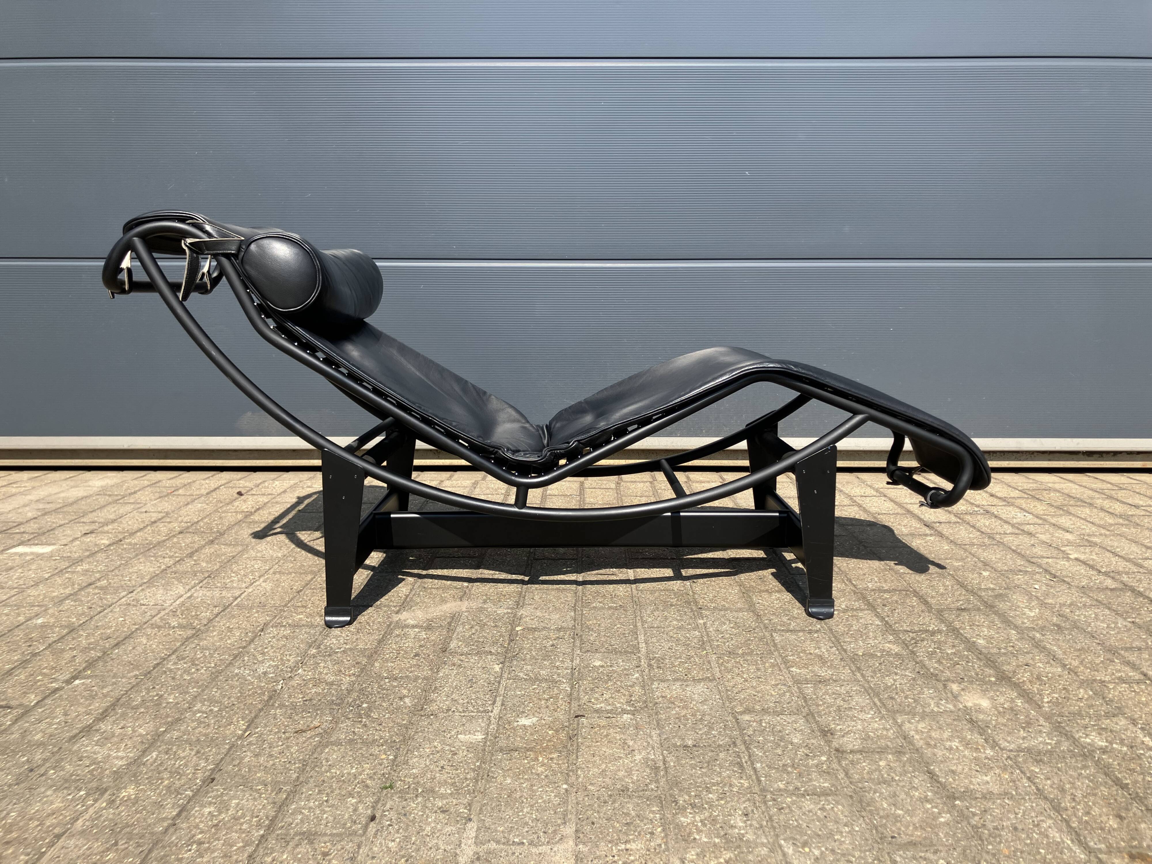 Originele Cassina Le Corbusier Lc4 Black on Black, Bijna als new!