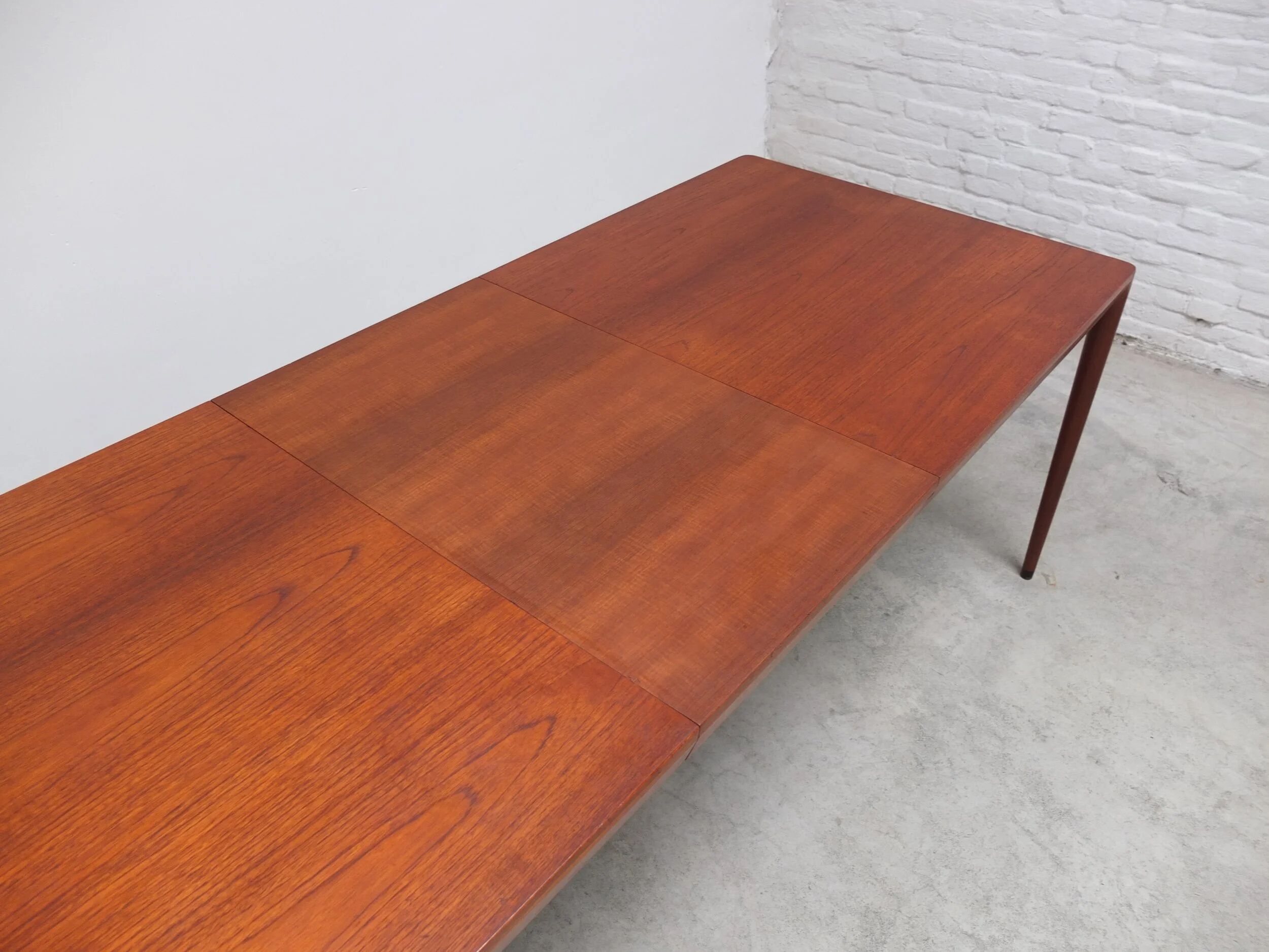 Table à manger extensible par Erik Riisager Hansen pour Haslev, années 1960